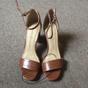 NWT Chinese Laundry Ankle Strap Heels